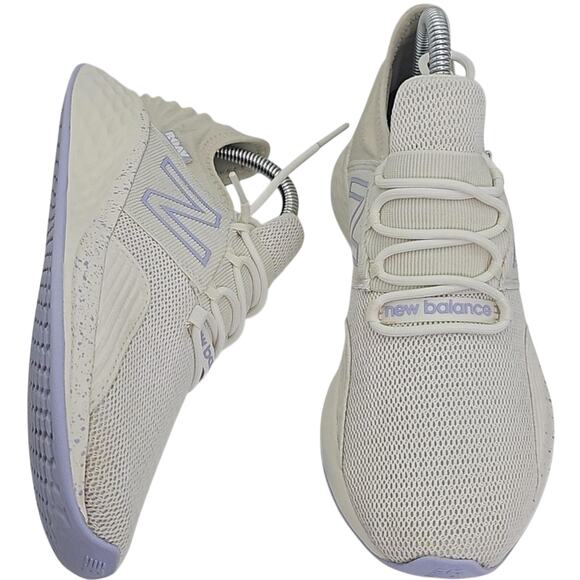 New Balance Fresh Foam ROAV Sneakers Mens 5.5 Womens 7 M White Purple - Picture 1 of 7